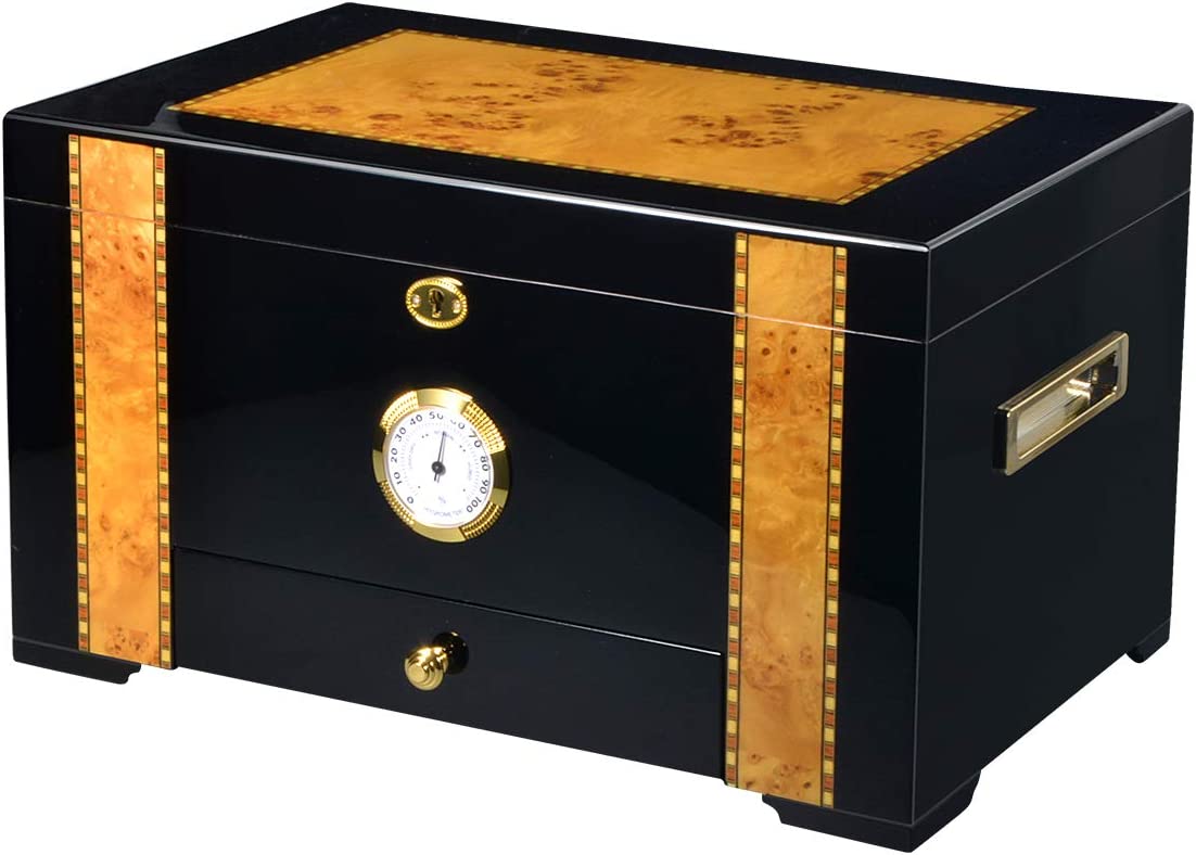 Cigar humidor in precious black wood and 18k gold